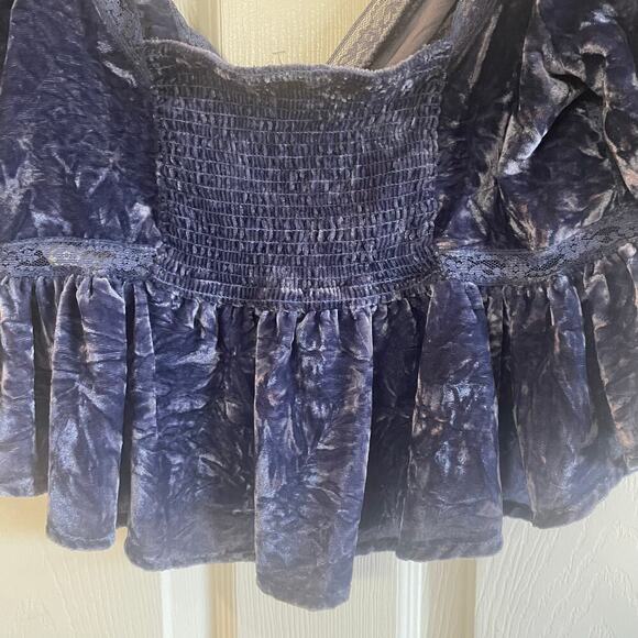 Free People Yours Truly velvet peplum top in purplish/blue size Medium - Picture 6 of 15